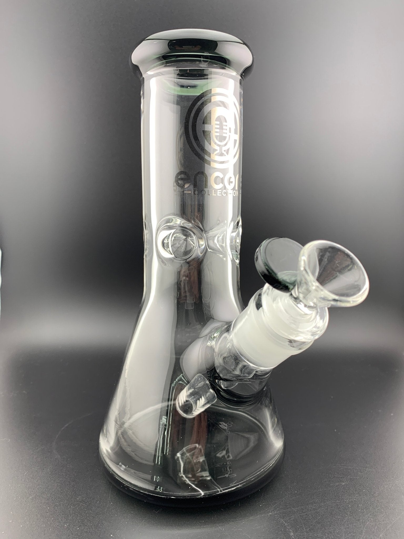 8" 50x7mm Beaker W/ Color Lip & Base - Glassets