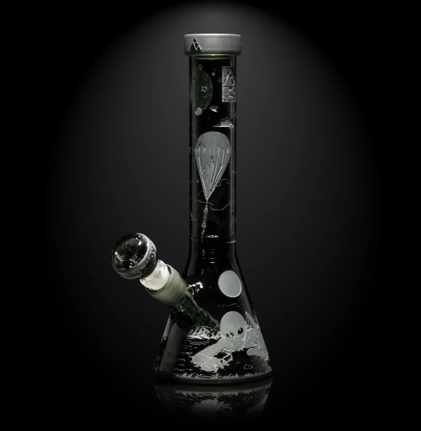Milkyway Glass Roswell 1947 10.5″ Beaker