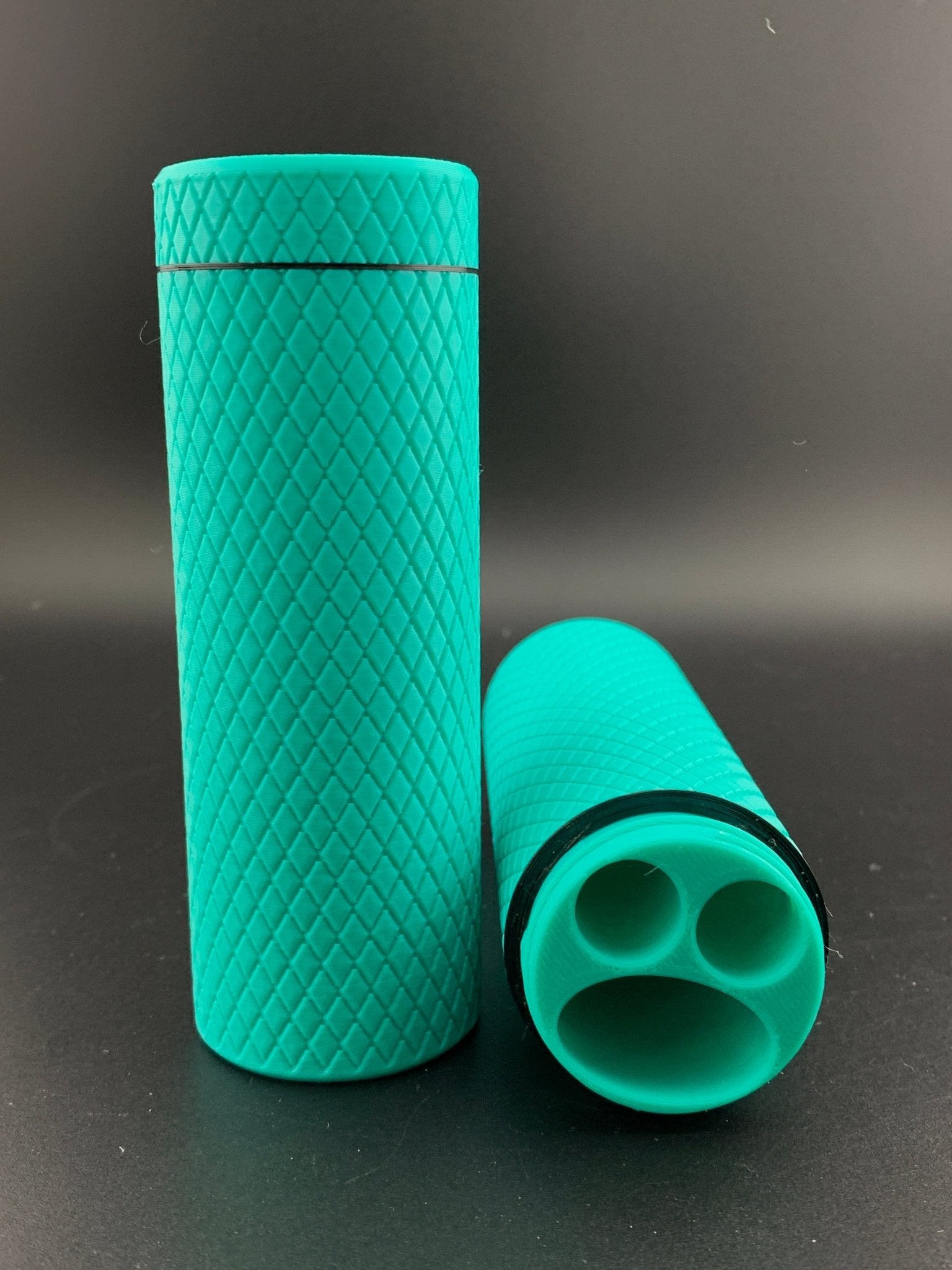 Dual Joint and Lighter Holder (Assorted Colors) - Glassets