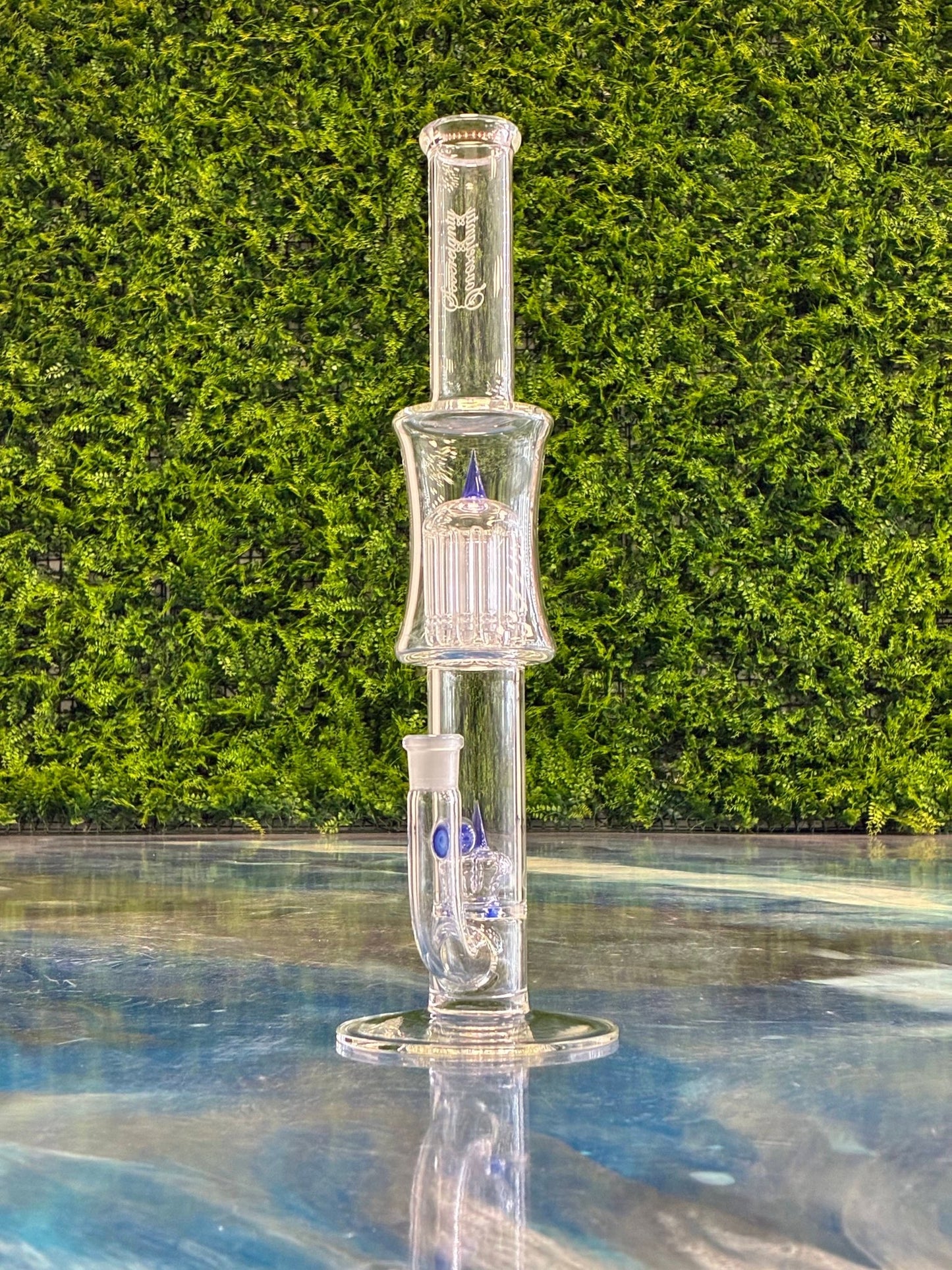 Sovereignty Glass Imperial to 12 - arm Partial Accented Double Bore Pipe - Glassets